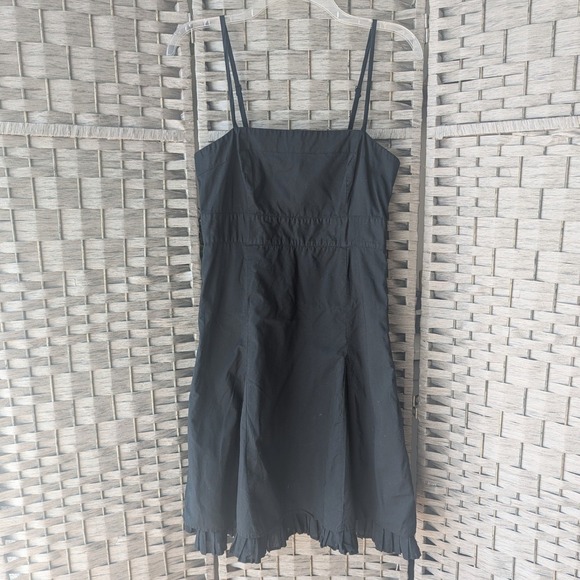 GAP Dresses & Skirts - Gap Mini Dress Black Ruffle Hem Adjustable Straps Cotton Aline Sz 8 LBD Casual‎